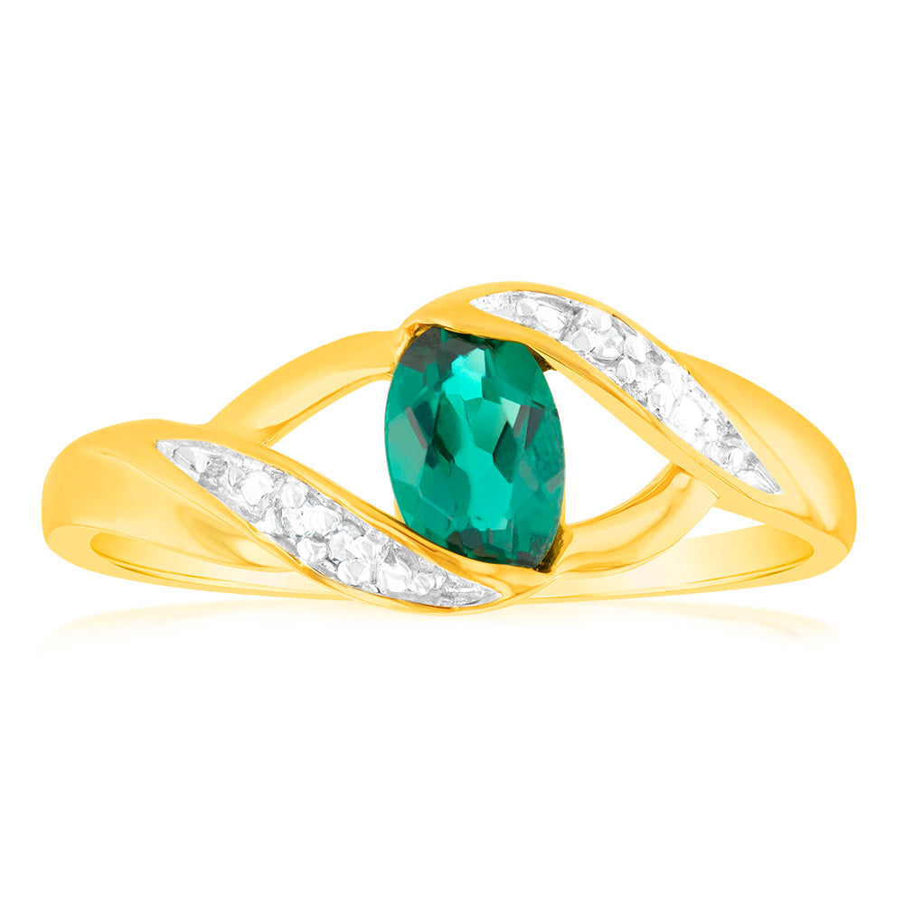 Exquisite 9ct Yellow Gold Ring Featuring Lab - Created Emerald - Shaped Cubic Zirconia