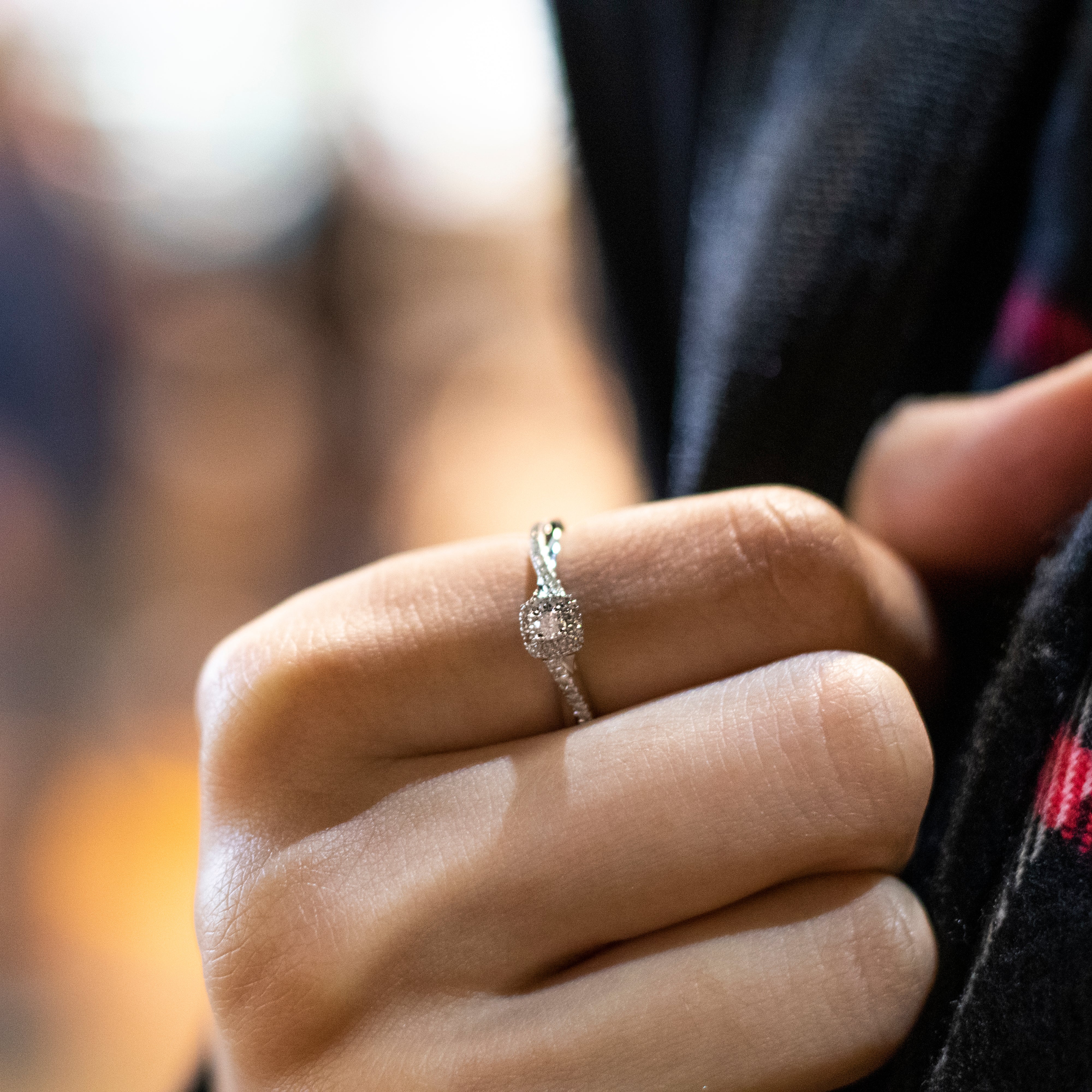 Exquisite 9ct White Gold Solitaire Ring Featuring 1/5 Carat of Sparkling Diamonds