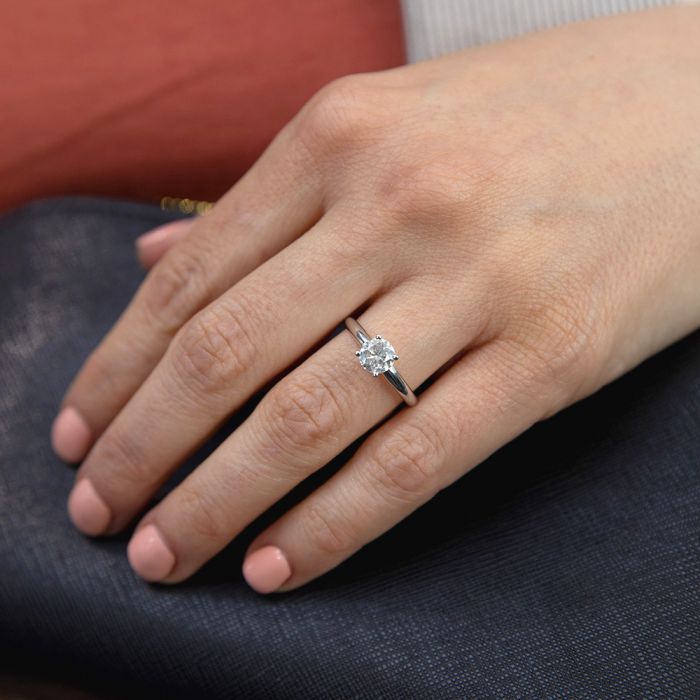14ct White Gold Ring with 1 Carat Brilliant Cut Diamond in Stylish Knife Edge Setting