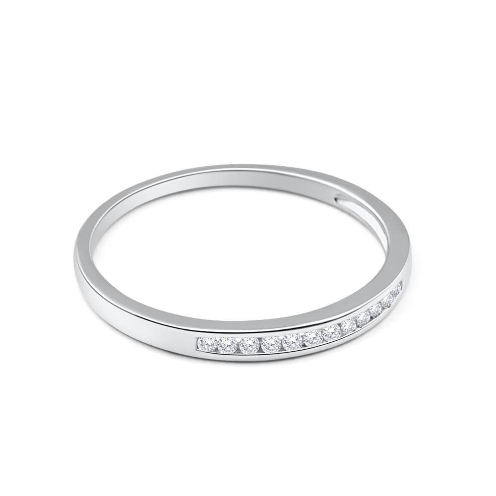 9ct White Gold Ring Set with 12 Sparkling Brilliant Diamonds
