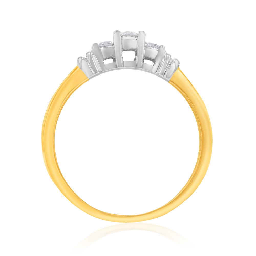 Exquisite 10-Carat Yellow Gold 1/4 Carat Diamond Trilogy Engagement Ring