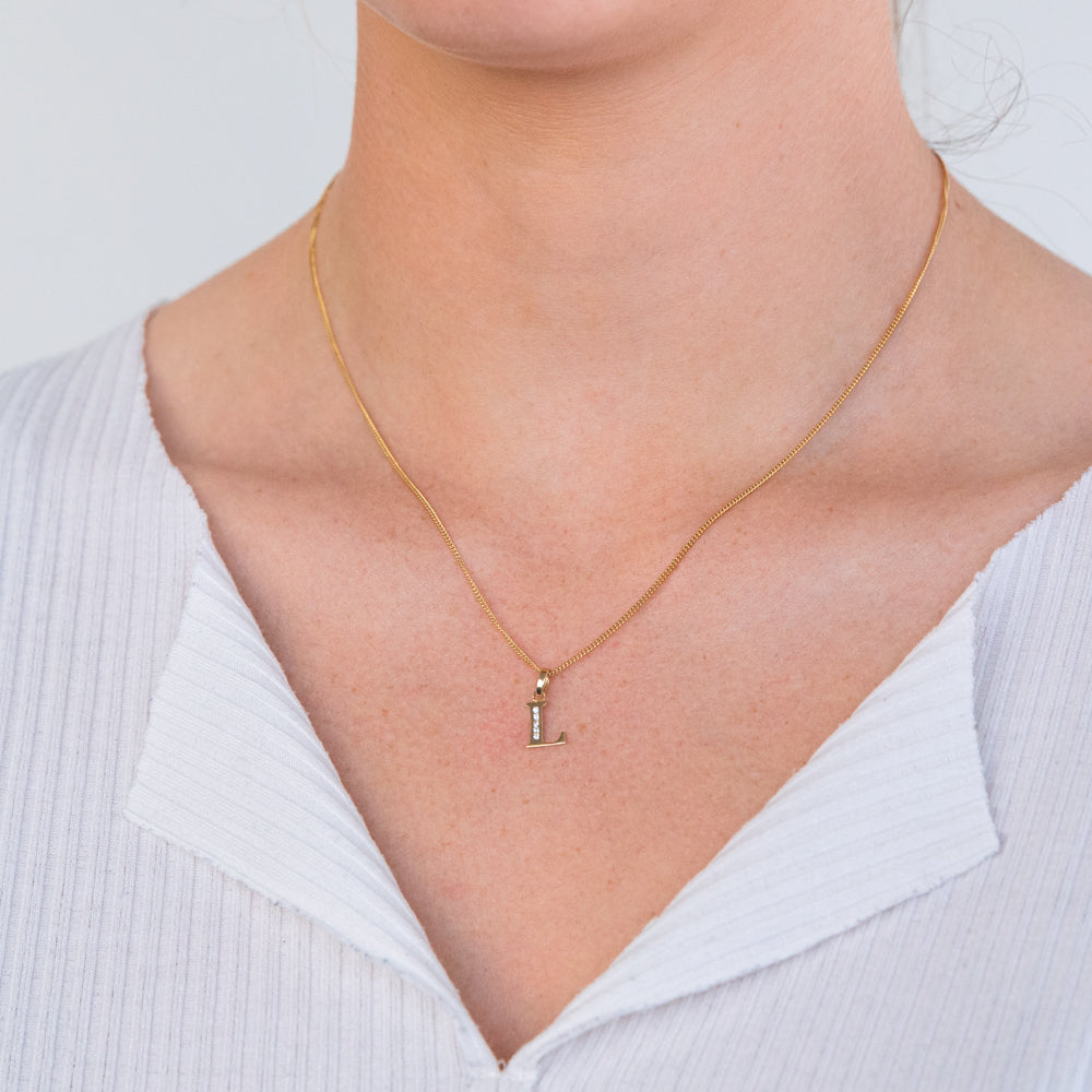 Exquisite 9ct Yellow Gold Initial L Pendant with Sparkling Zirconia