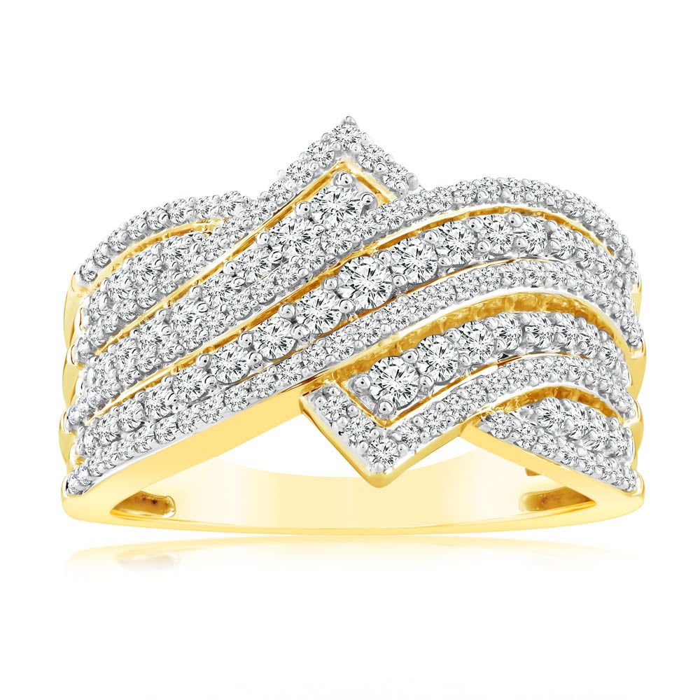 Exquisite 0.95 Carat Cluster Diamond Dress Ring Crafted in 14ct Yellow Gold