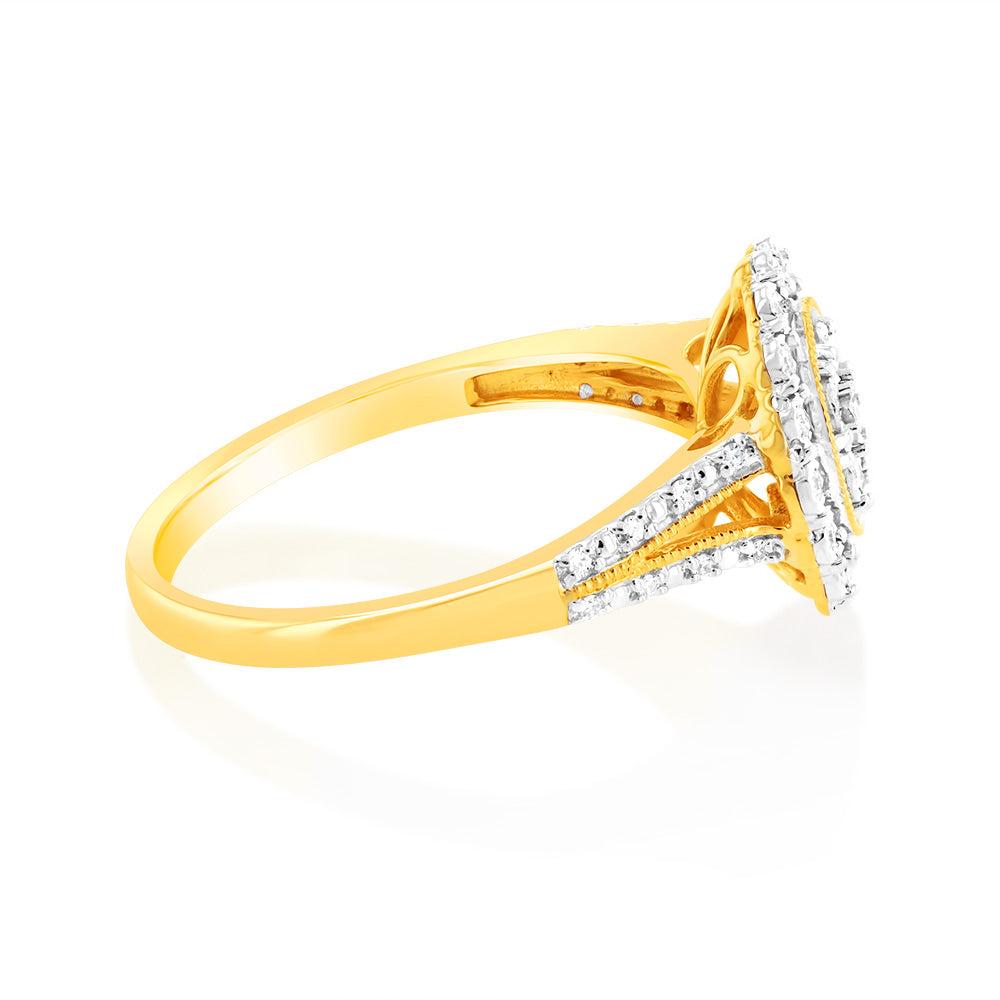 Stunning 9ct Yellow Gold Lab - Grown Cluster Diamond Luminescent Ring