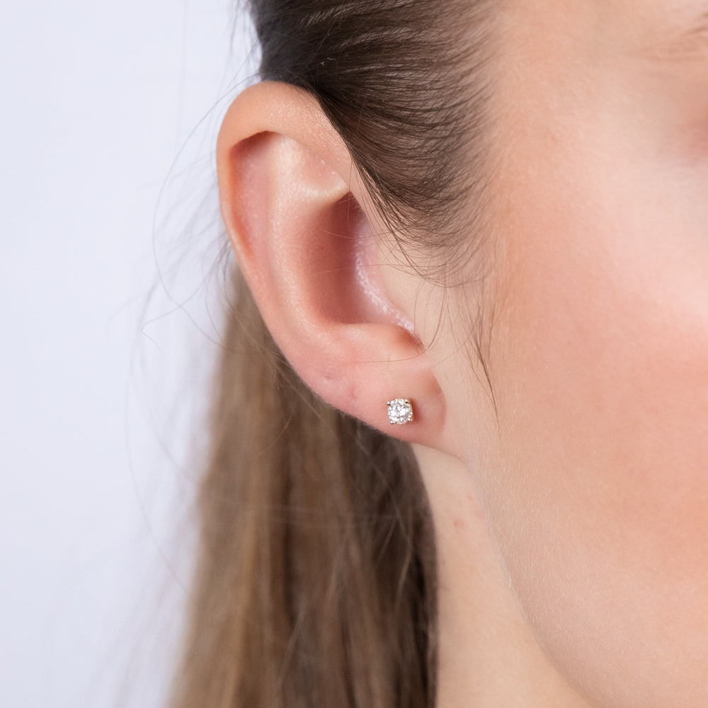 Stunning 9ct Yellow Gold Earrings with 0.30 Carat Diamond Studs