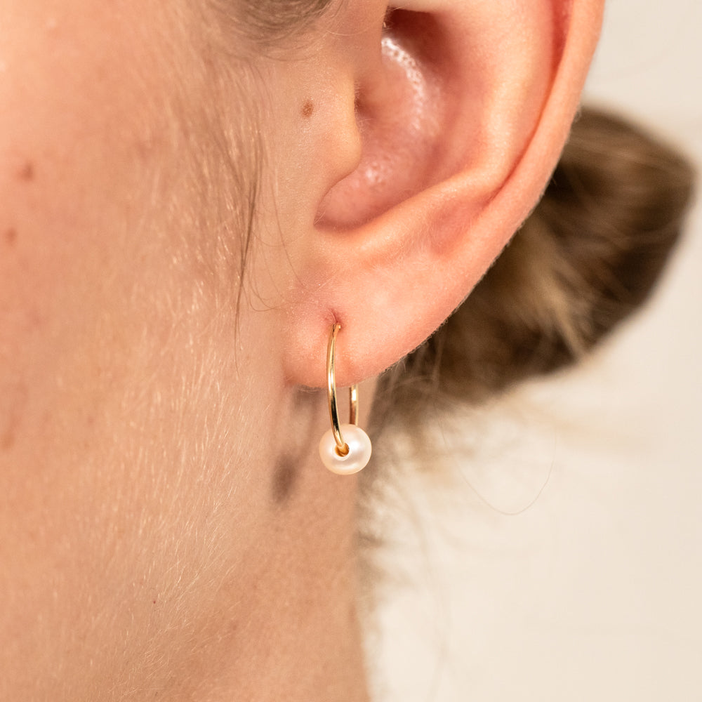 9-carat Yellow Gold Hoop Sleeper Earrings with 5mm Freshwater Pearls of 13mm Size