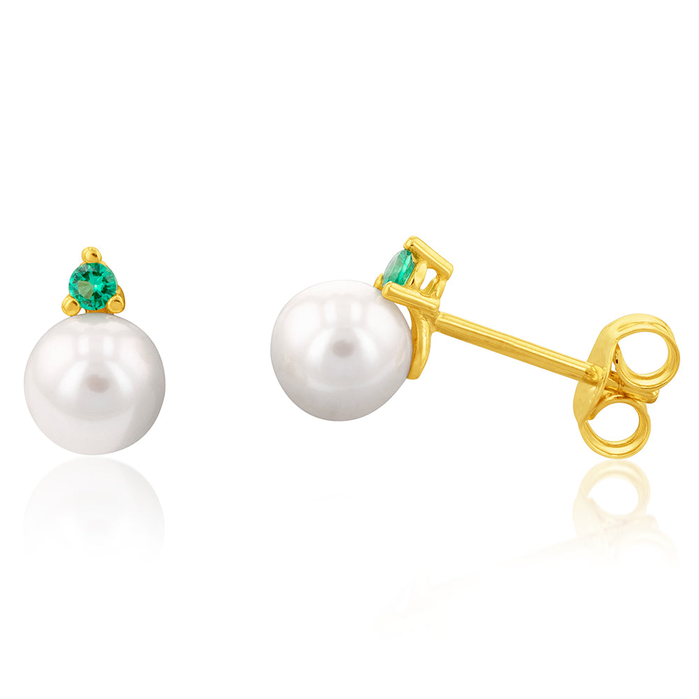 Gorgeous 9ct Yellow Gold Stud Earrings with Green Cubic Zirconia and Freshwater Pearls